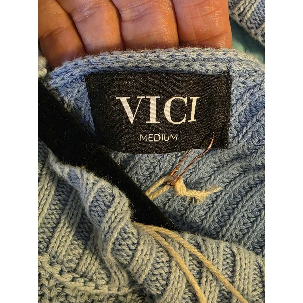 VICI Women's Size Medium Long‎ Sleeve Blue Cold Shoulder Oversized Sweater Beach